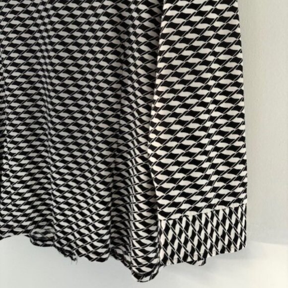 Giorgio Fiorlini Collections Blouse XL Black White Geometric Modern Whimysgoth - Picture 4 of 6